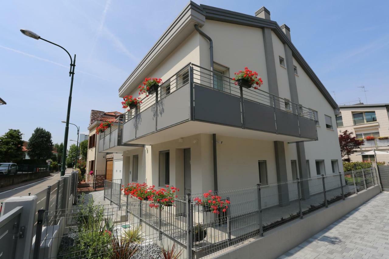 Db Apartments - Dabasso Mestre Esterno foto
